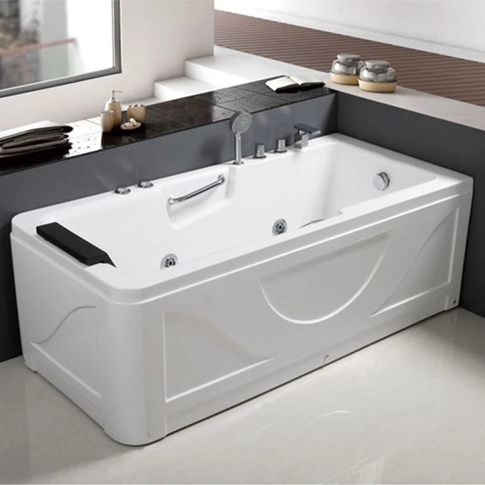 Corner Jetted Tub